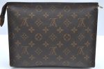 Auth Louis Vuitton Monogram Poche Toilette 26 Cosmetics Pouch Old Model LV K5202 Sale