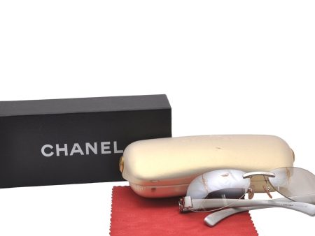 Authentic CHANEL Vintage Sunglasses CC Logo CoCo Plastic 4037 Silver Box 5592I For Sale