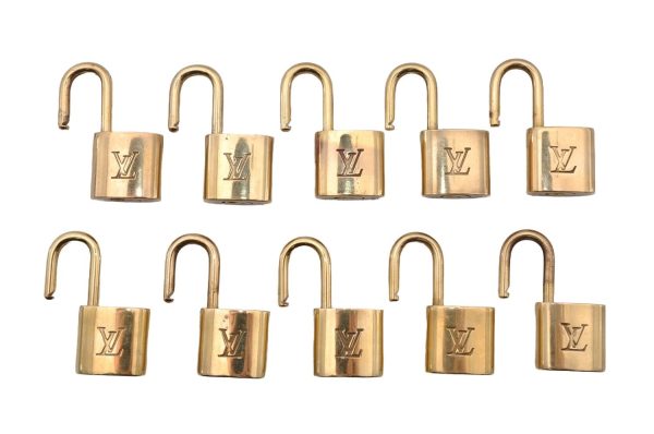 Authentic Louis Vuitton Padlock Gold 10Set LV 2617I Online now