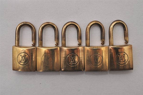 Authentic Louis Vuitton Padlock 10Set Old Model LV 3904I Online