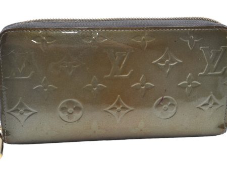 Authentic Louis Vuitton Vernis Zippy Wallet Long Purse M93723 Khaki Green 4146G Supply